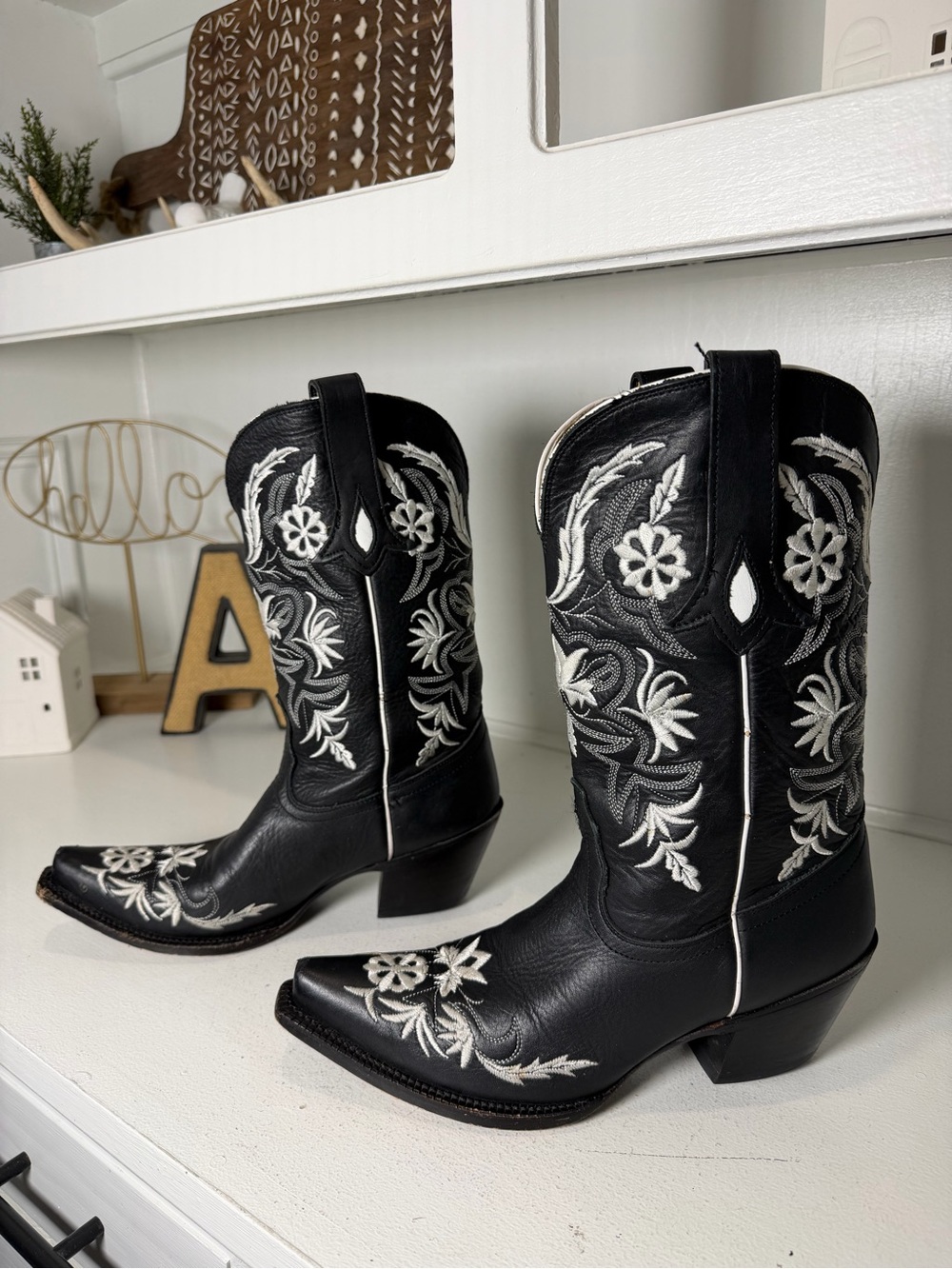 Tony Lama Womens 8.5 Black Leather Embroidered Cowboy Boots Western Floral
